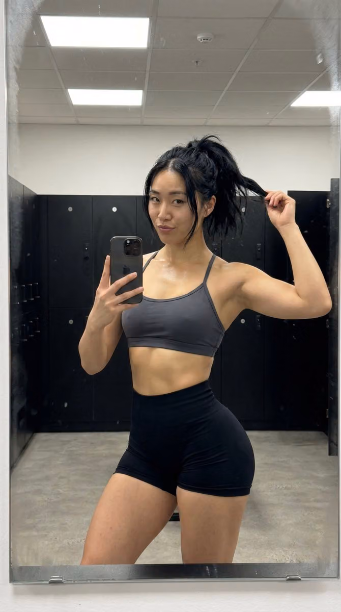 Gym Mirror Selfie