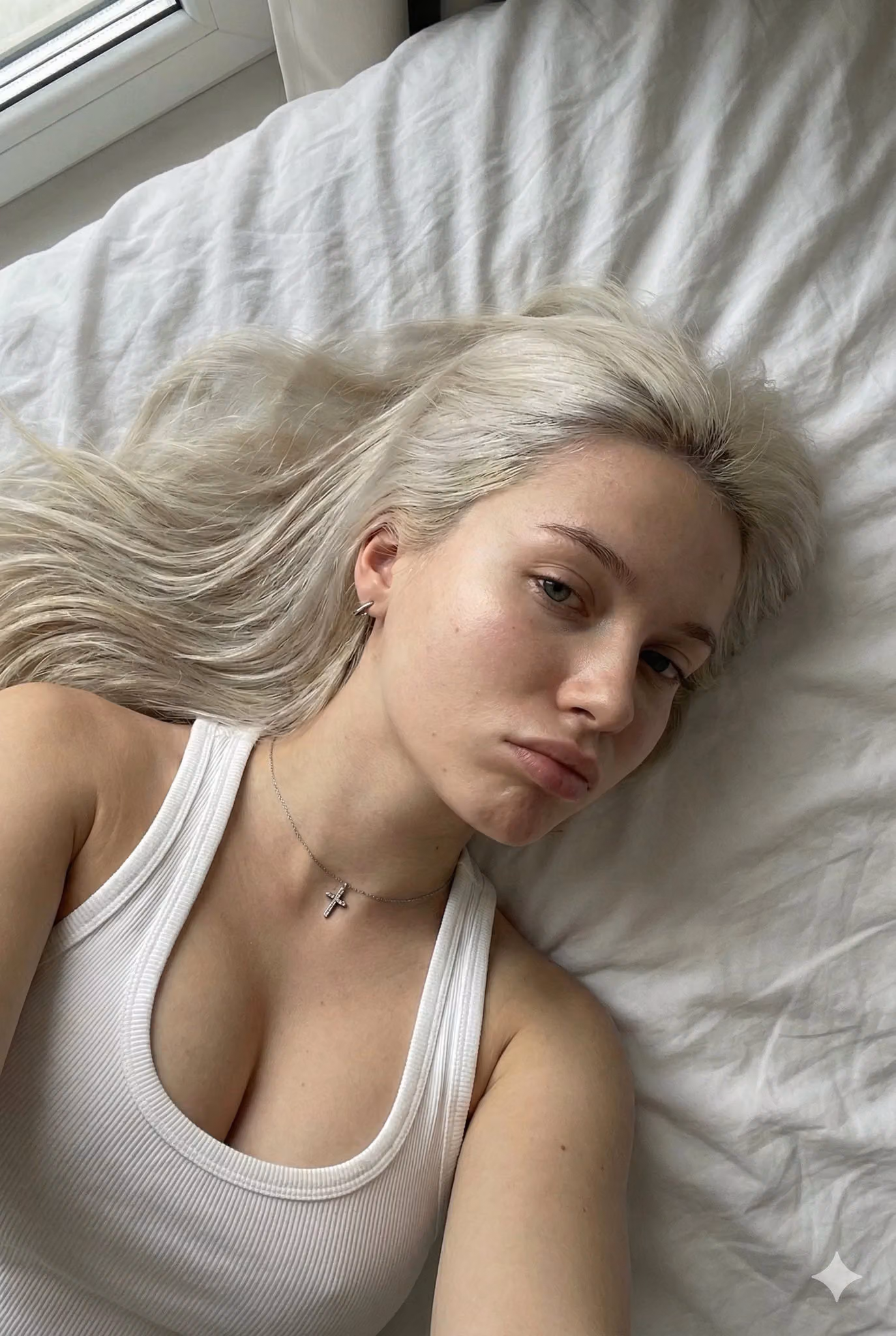 Ultra-Realistic Young Woman Selfie Image Generation